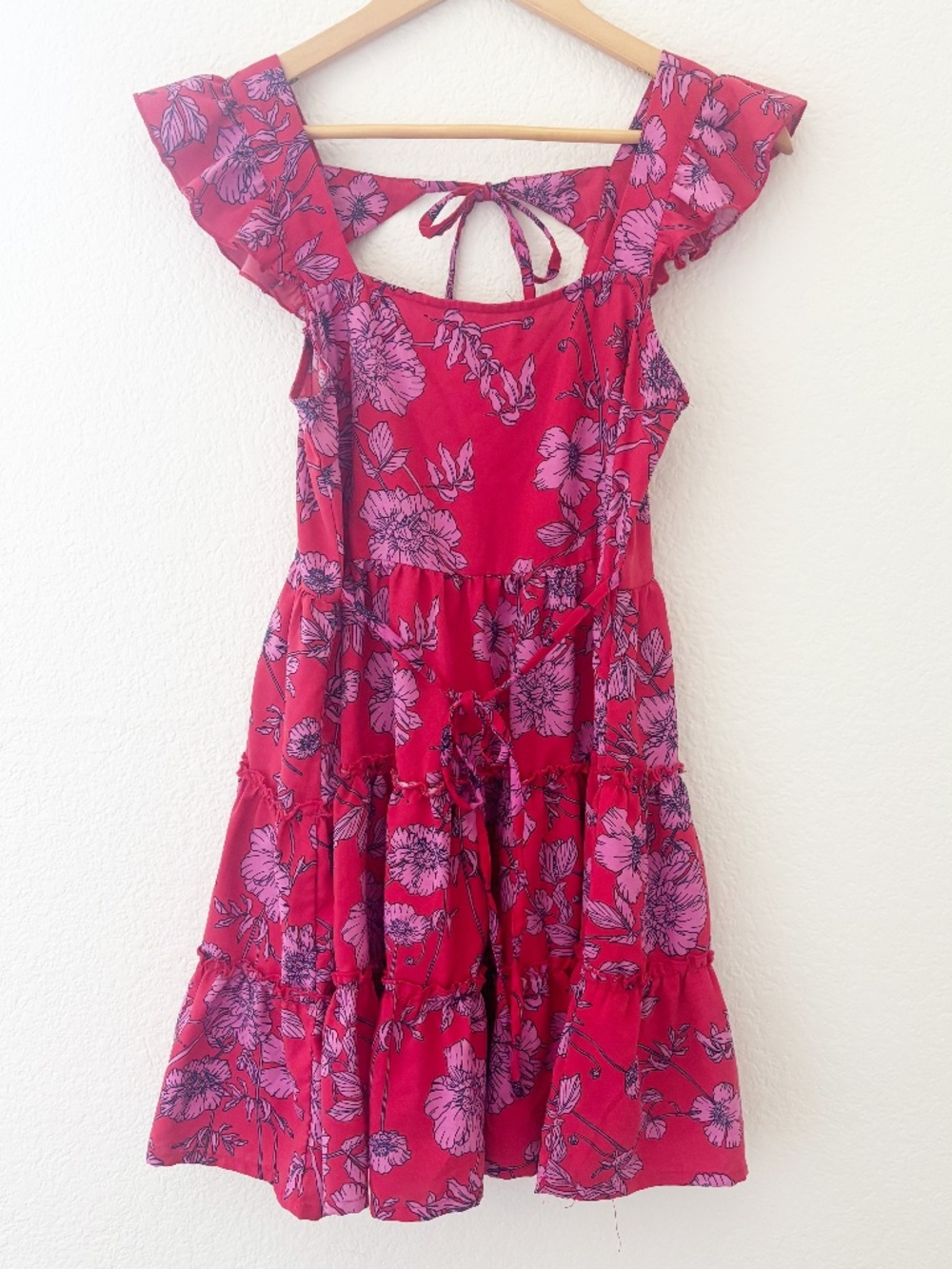 B.O.G. collective red and pink floral tiered mini sundress flutter sleeves sz Sm